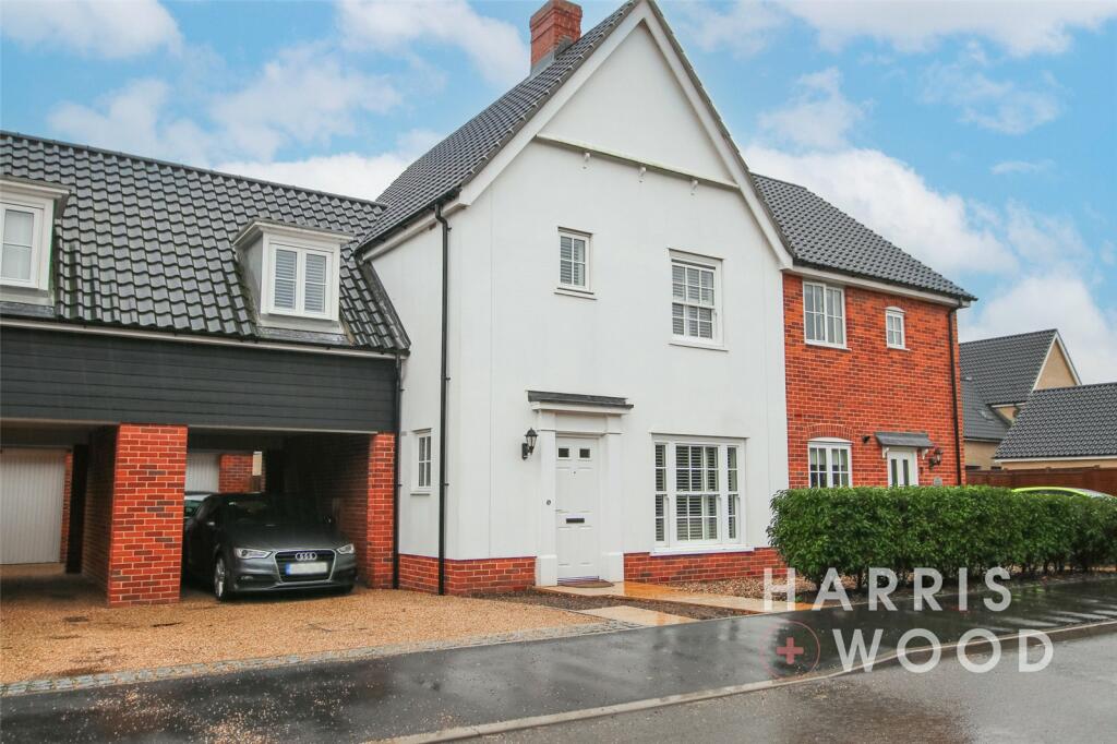 3 bedroom terraced house for sale in Robinson Road, Brightlingsea