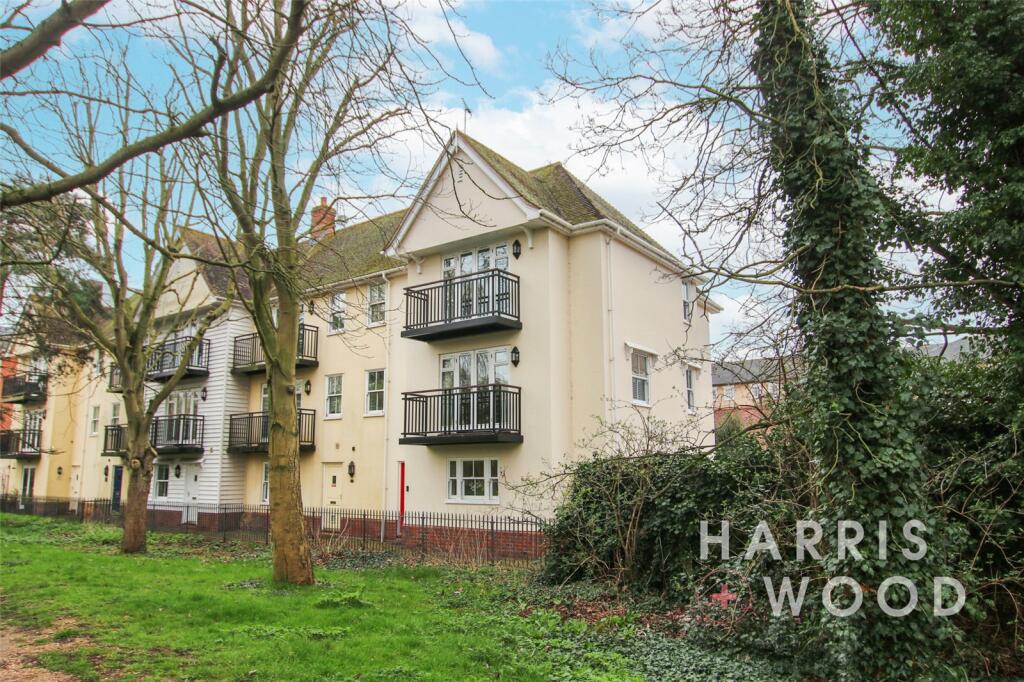 4 bedroom end of terrace house for sale in Parkside Quarter, Colchester