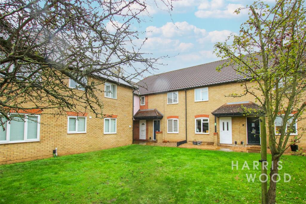 2 bedroom terraced house for rent in Dale Close, Stanway, Colchester