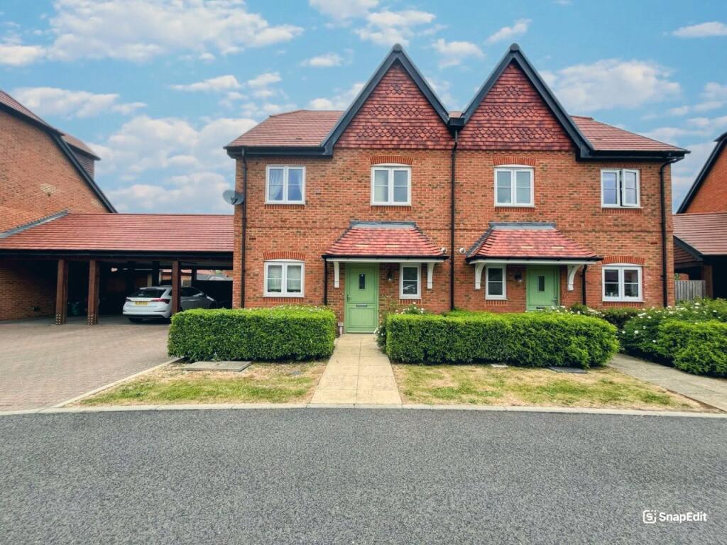 Main image of property: Hazylwood, Wokingham, Berkshire, RG40