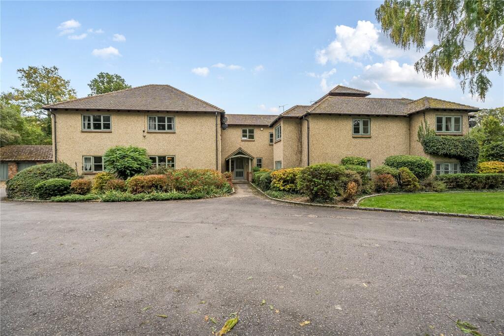 Main image of property: Reading Road, Arborfield, Reading, Berkshire, RG2