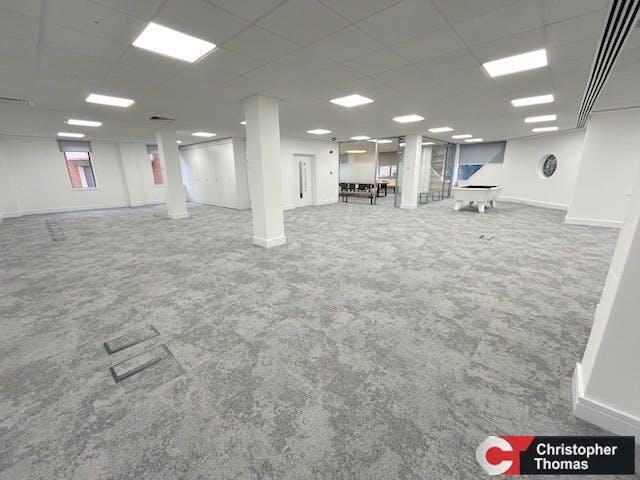 Logitech again again i.jpg