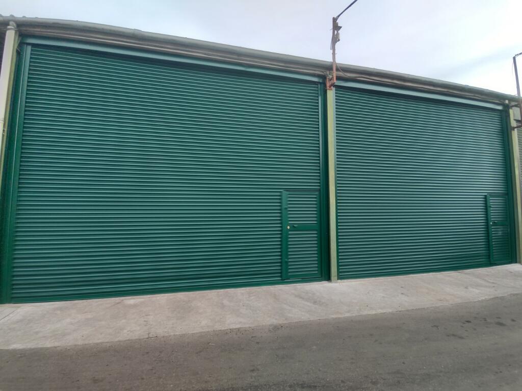 Commercial property to lease in Thurrock, RM16