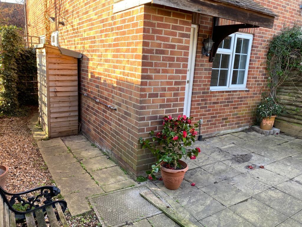 Main image of property: College Gardens, London, SW17