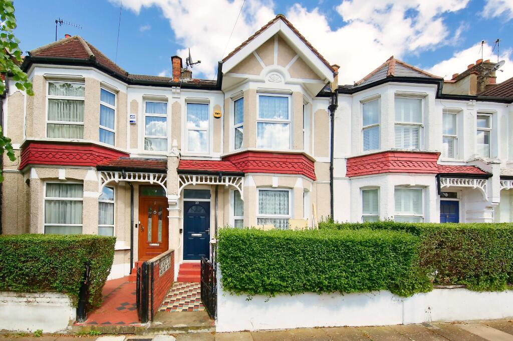 Main image of property: Chasefield Road, London, SW17