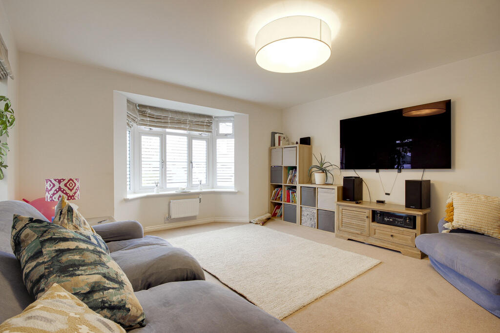 Additional property image - Waratah Drive, Chislehurst BR7