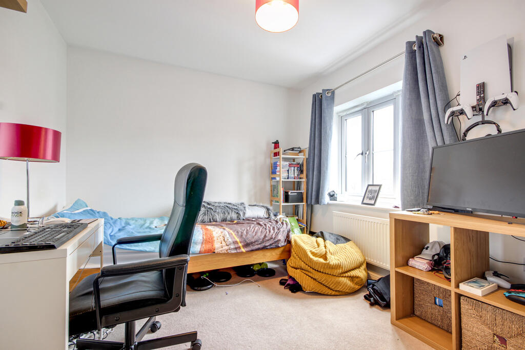Additional property image - Waratah Drive, Chislehurst BR7