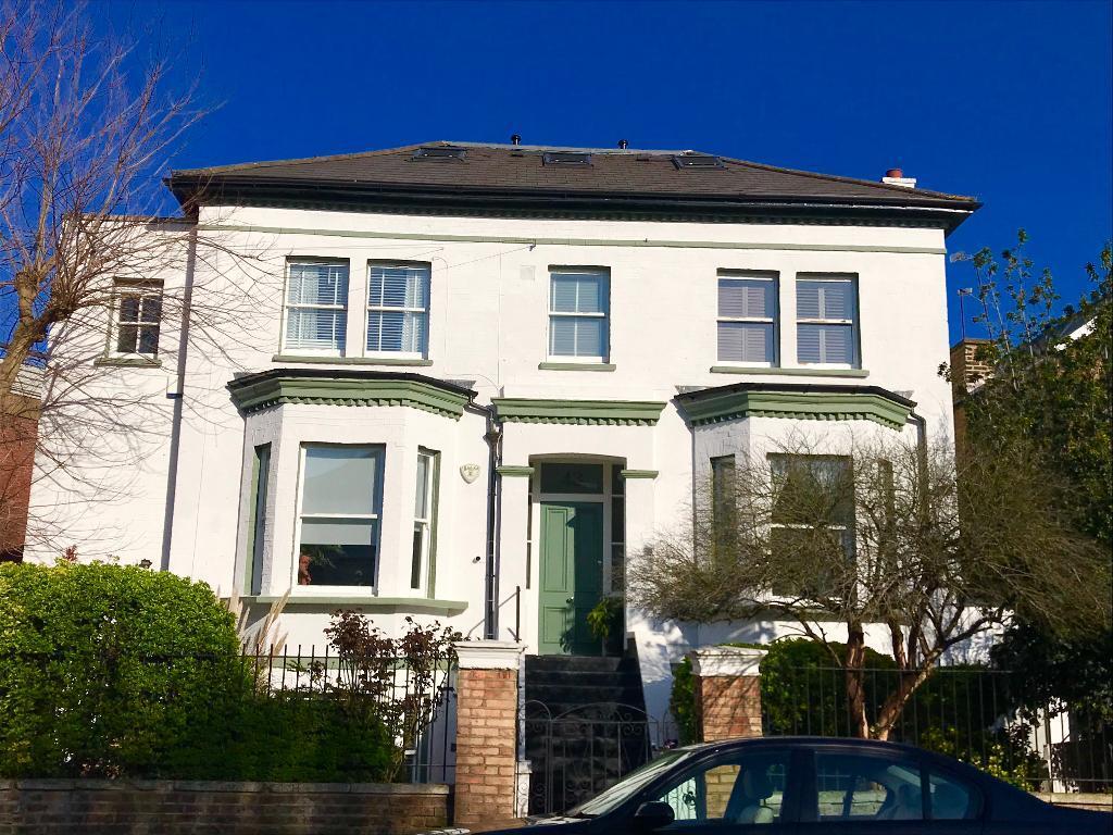 Main image of property: Cambridge Road South, Chiswick, London, Hounslow, W4 3DA