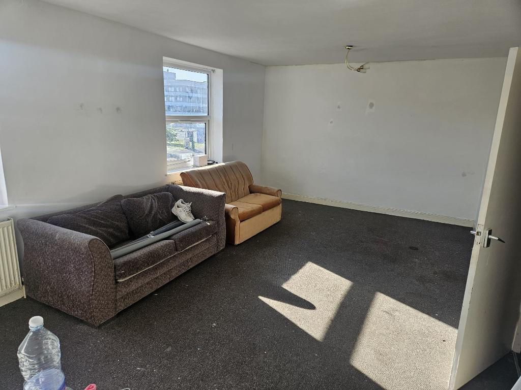 Main image of property: Romsey Road, Shirley, Southampton, SO16 9GJ
