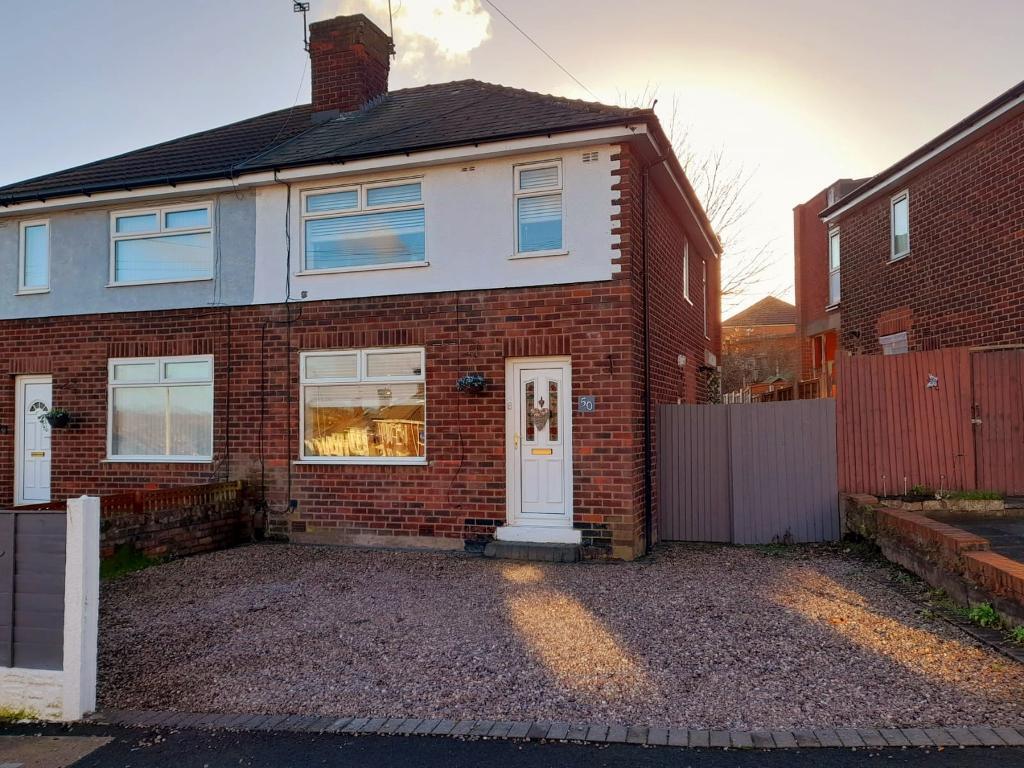 Main image of property: Ivy Street, Runcorn, Cheshire, WA7 5NU