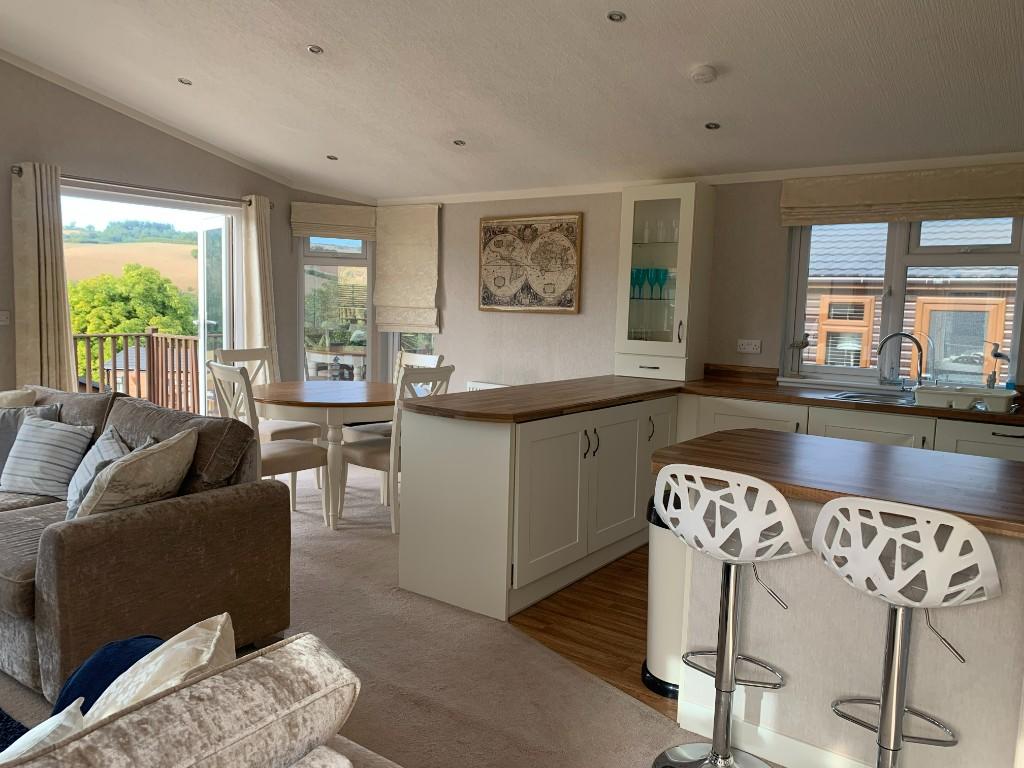 2 bedroom lodge for sale in Totnes Road, TQ4 7PW, TQ4