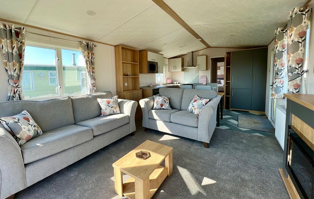 2 bedroom lodge for sale in Padstow, Cornwall, PL28 8LE, PL28