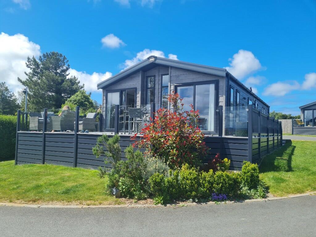 2 bedroom lodge for sale in Padstow Holiday Village, Padstow, Cornwall