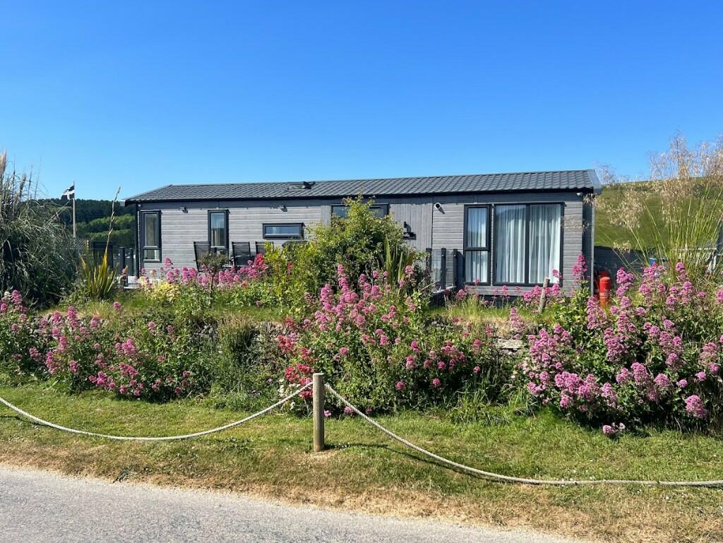 Main image of property: Sun Haven, Mawgan Porth, TR8 4BQ