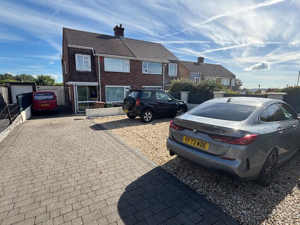 Main image of property: Moreton Avenue, Plymouth, Devon, PL6 5AZ