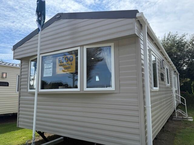 Main image of property: Arizona, Crantock, TR8 5EW