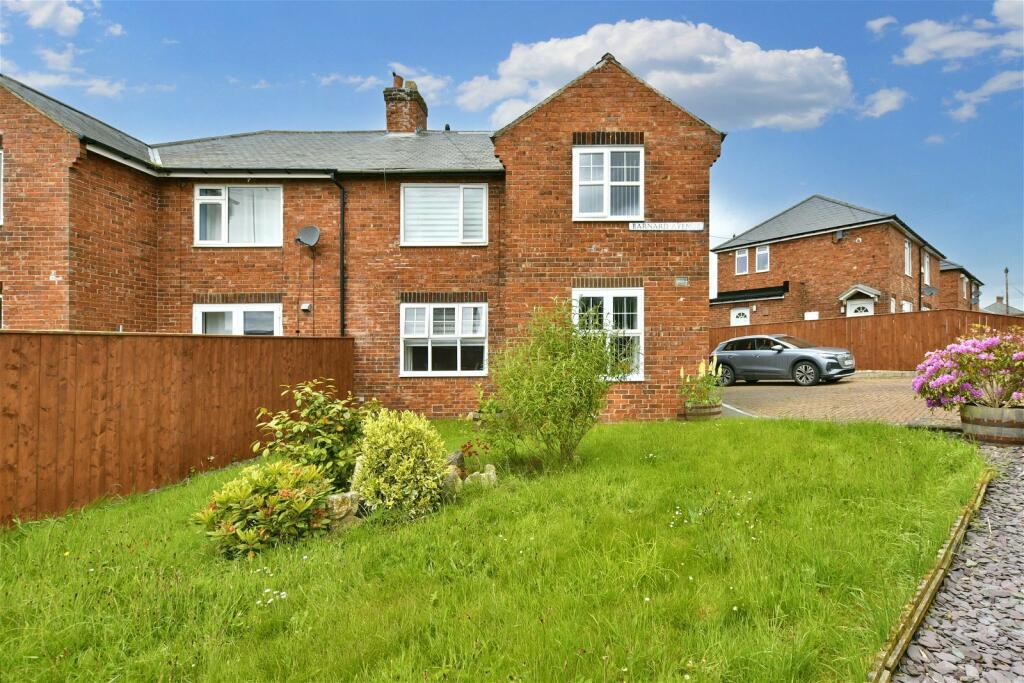 3 bedroom semidetached house for sale in Barnard Avenue, Ludworth, DH6