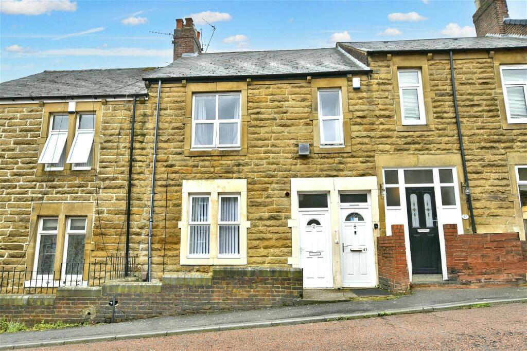 2 bedroom flat for sale in Hewitson Terrace, Gateshead, NE10