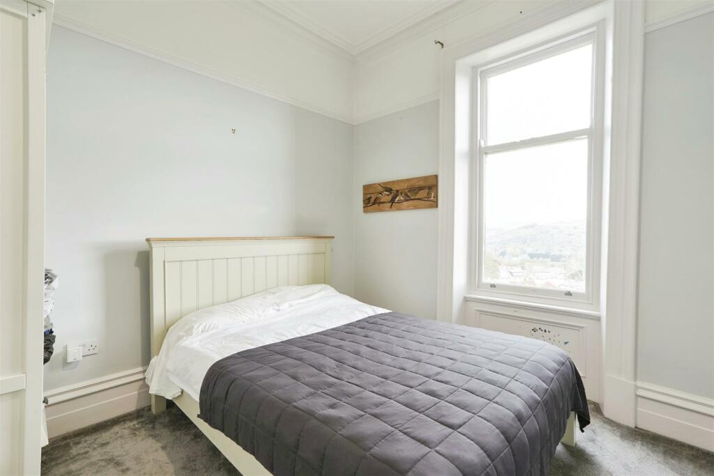 Additional property image - Spring Gardens Lane, Keighley, BD20 6LS