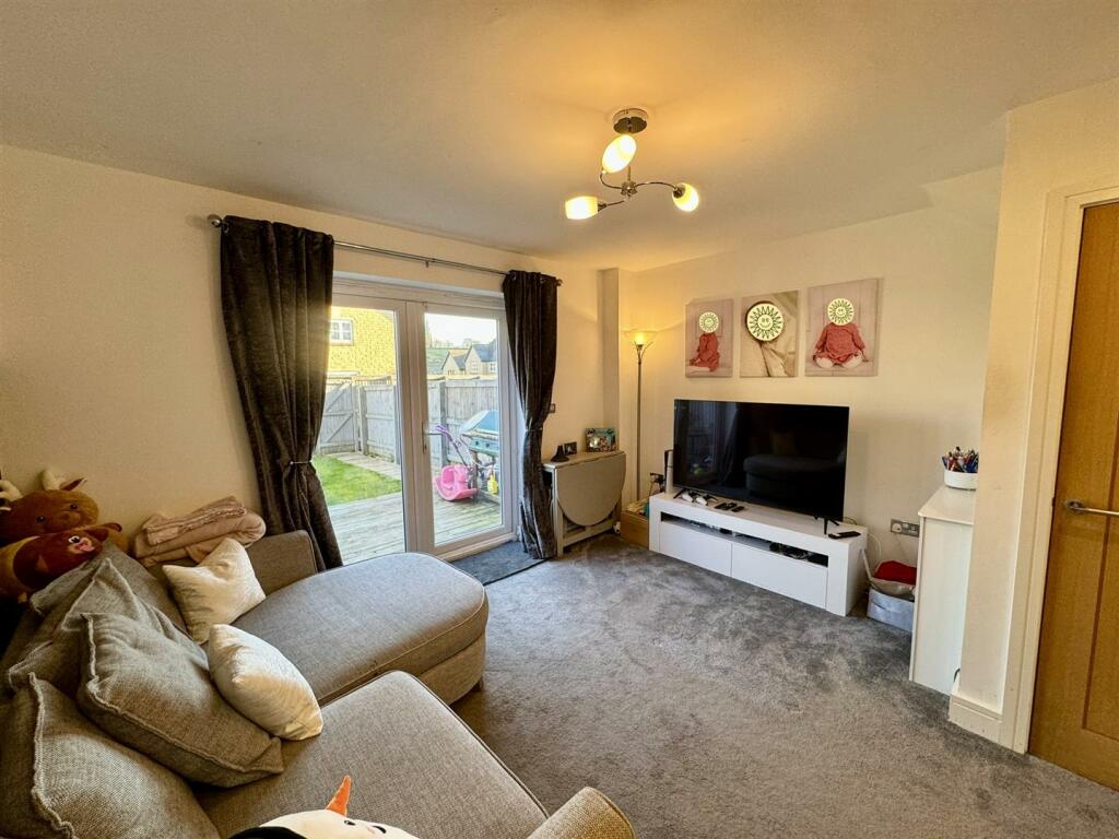 Additional property image - Water Meadow Drive, Denholme, BD13 4FA