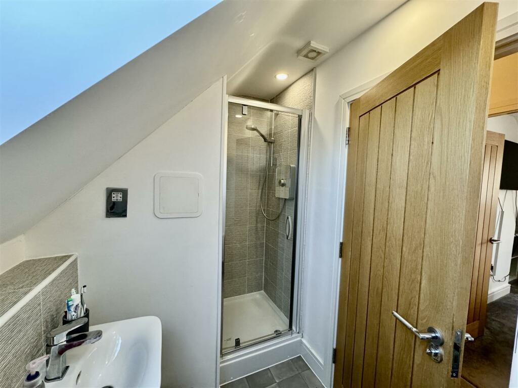 Additional property image - Water Meadow Drive, Denholme, BD13 4FA