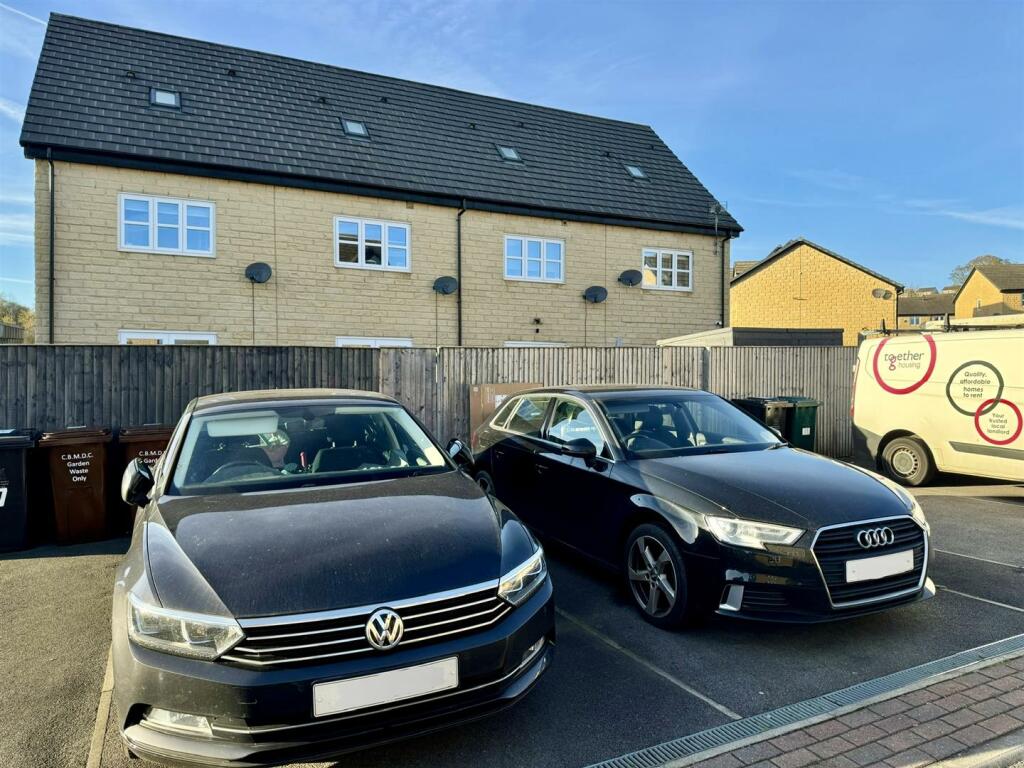 Additional property image - Water Meadow Drive, Denholme, BD13 4FA