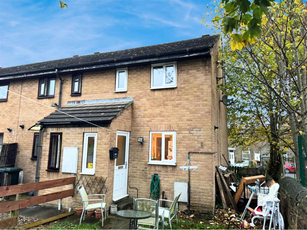 Main image of property: Greenfell Close, Keighley, BD22 6DJ