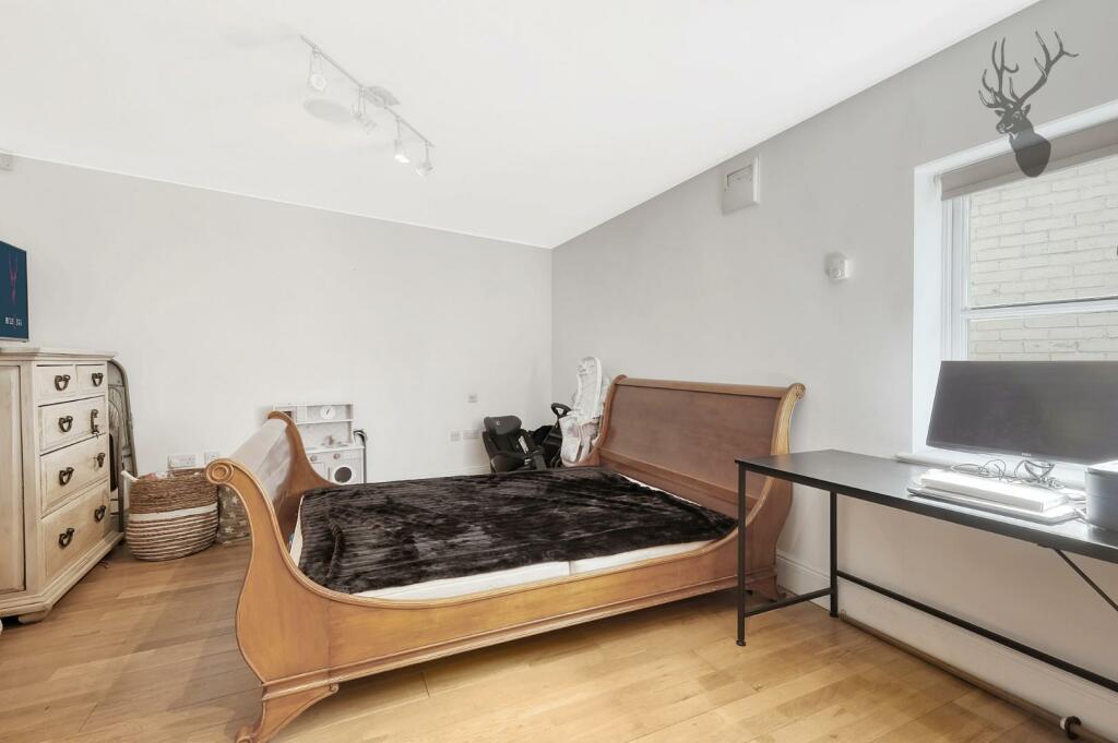 Additional property image - Abridge Road, Theydon Bois