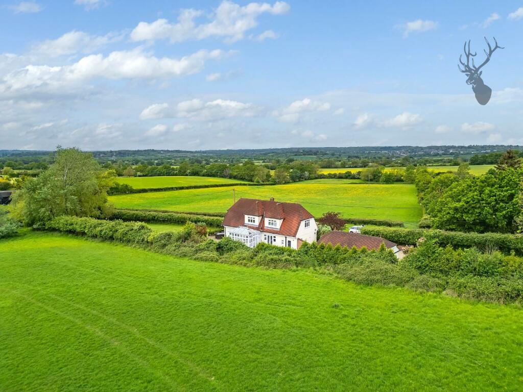 Additional property image - Mount End, Theydon Mount, Epping