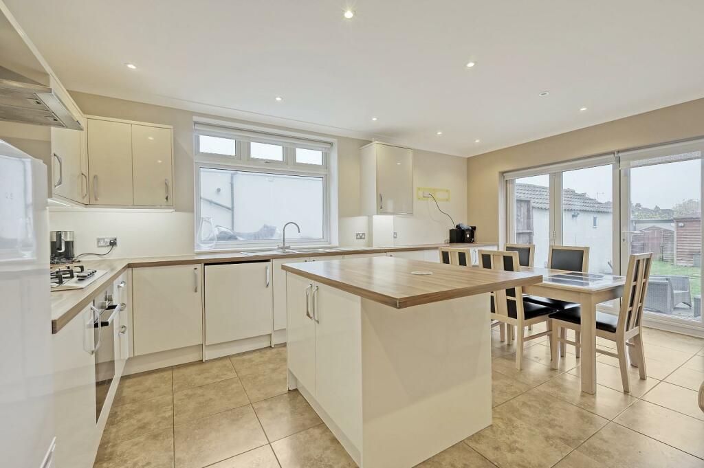 Additional property image - Orchard Drive, Theydon Bois, Epping