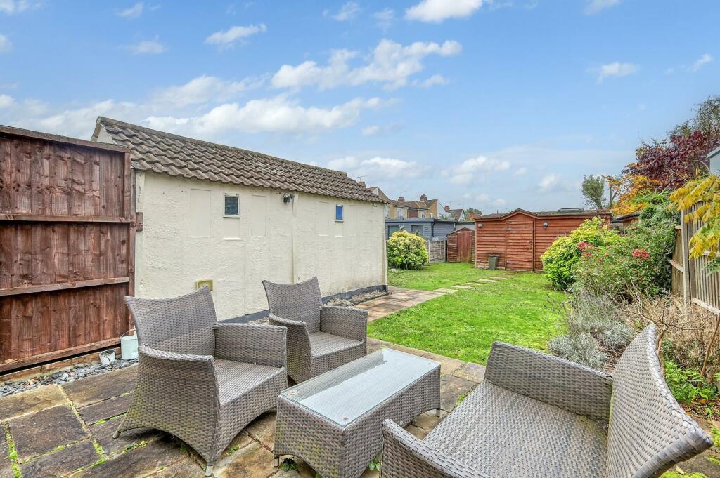 Additional property image - Orchard Drive, Theydon Bois, Epping