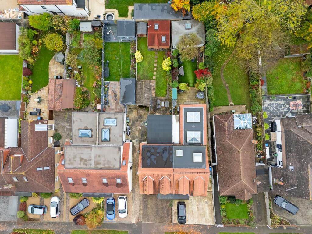 Additional property image - Orchard Drive, Theydon Bois, Epping