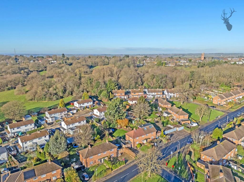 Additional property image - Centre Drive, Epping