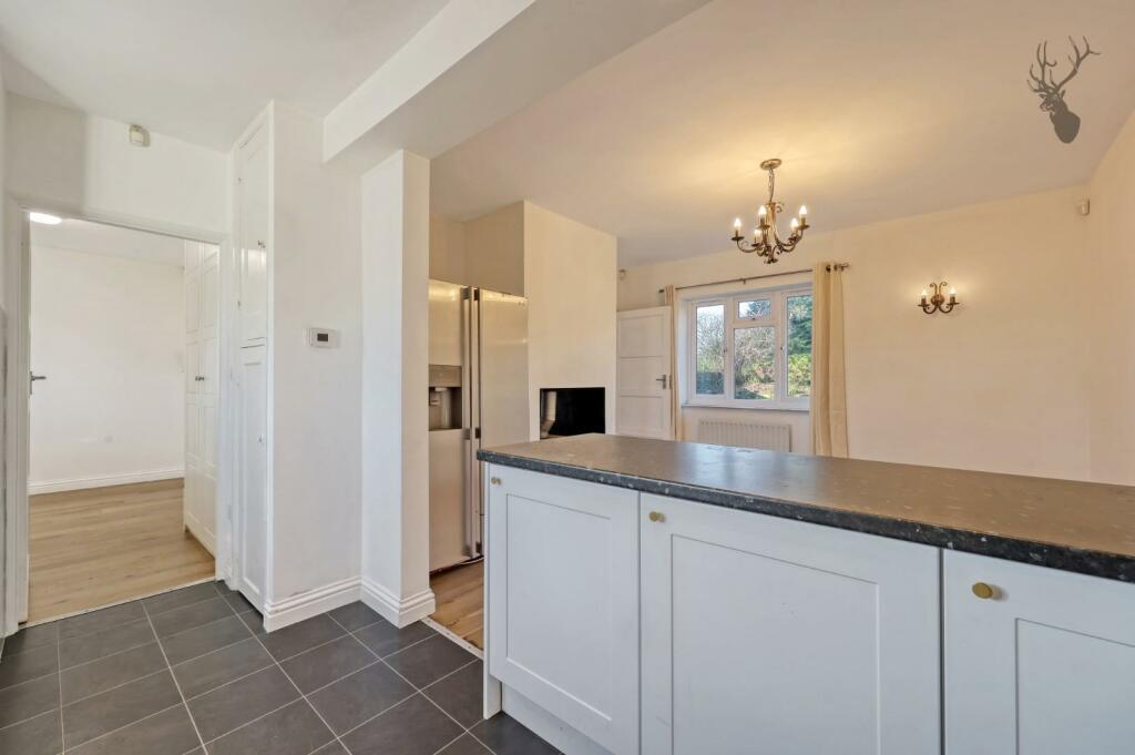 Additional property image - Centre Drive, Epping
