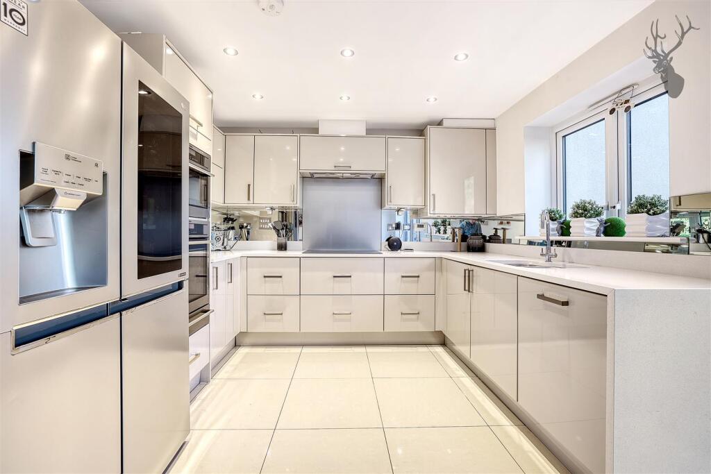 Additional property image - Watlington Gardens, Great Warley, Brentwood