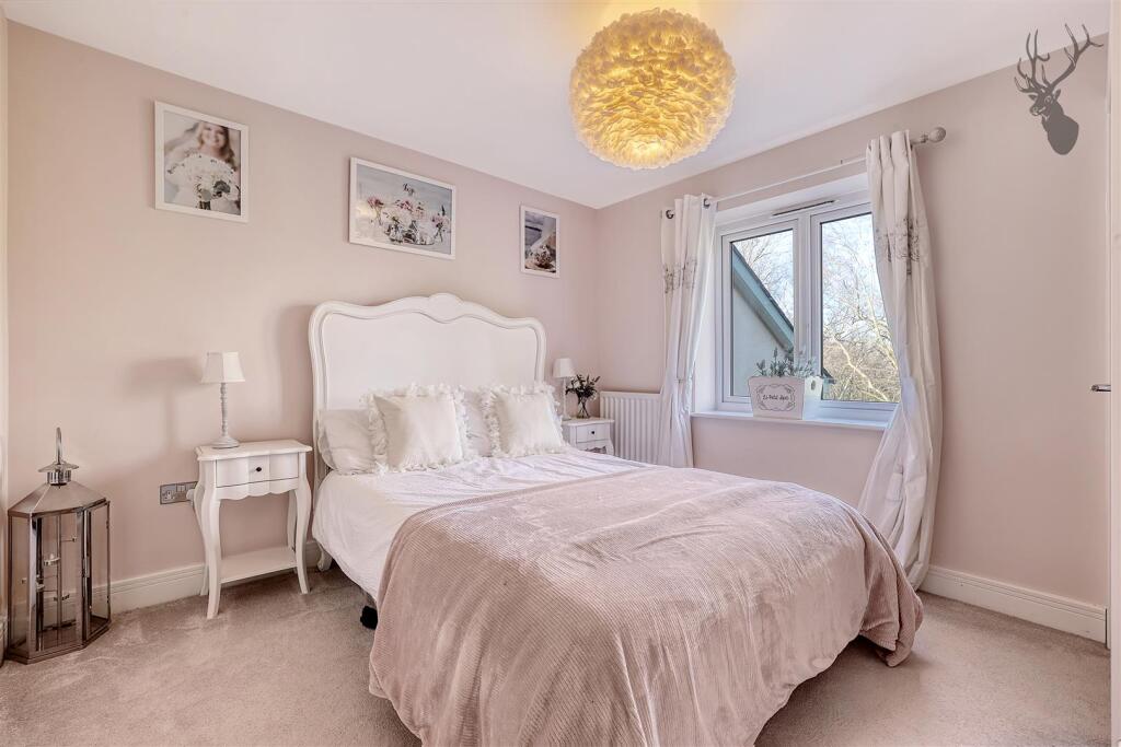 Additional property image - Watlington Gardens, Great Warley, Brentwood
