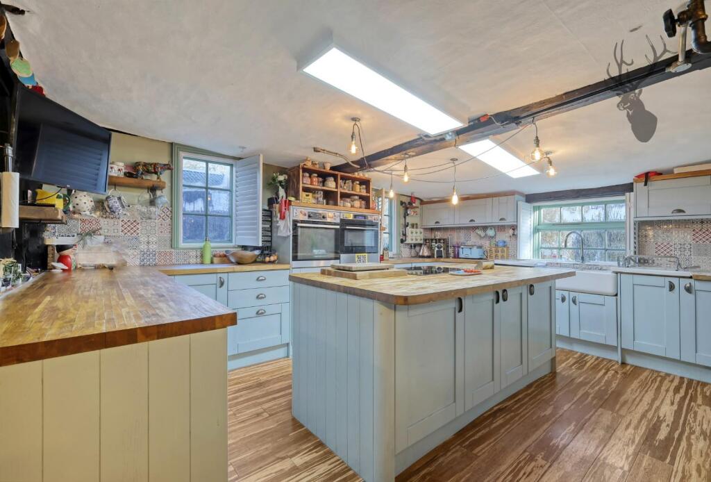 Additional property image - High Road, Epping