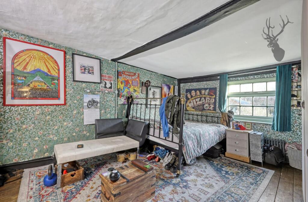 Additional property image - High Road, Epping