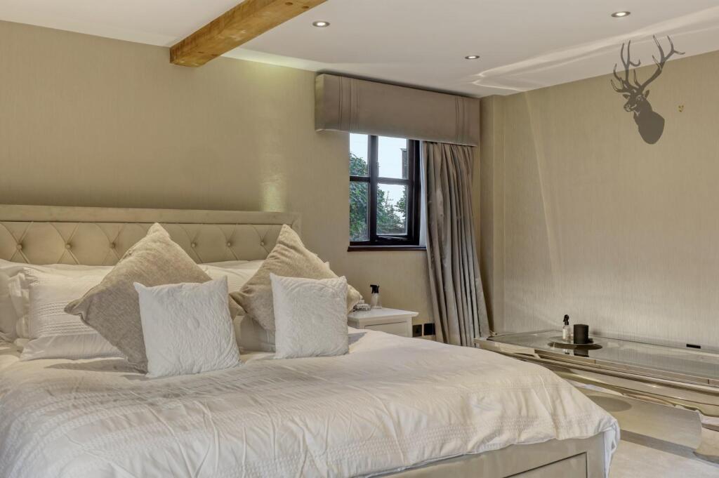 Additional property image - Mount Road, Theydon Garnon, Epping
