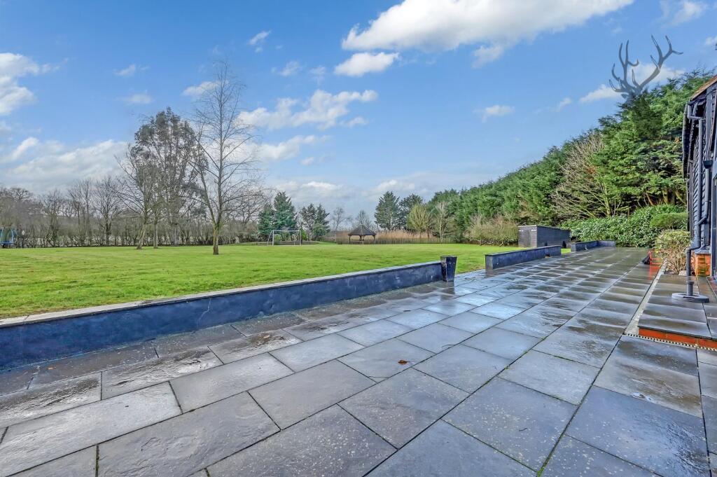 Additional property image - Mount Road, Theydon Garnon, Epping