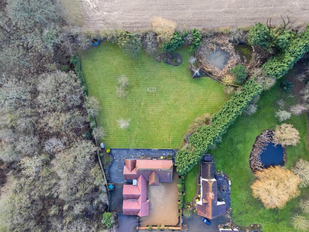 Additional property image - Mount Road, Theydon Garnon, Epping