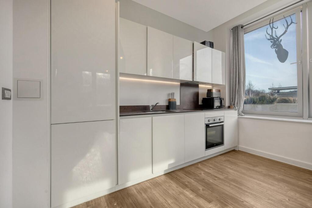 Additional property image - Eagle Way, Great Warley