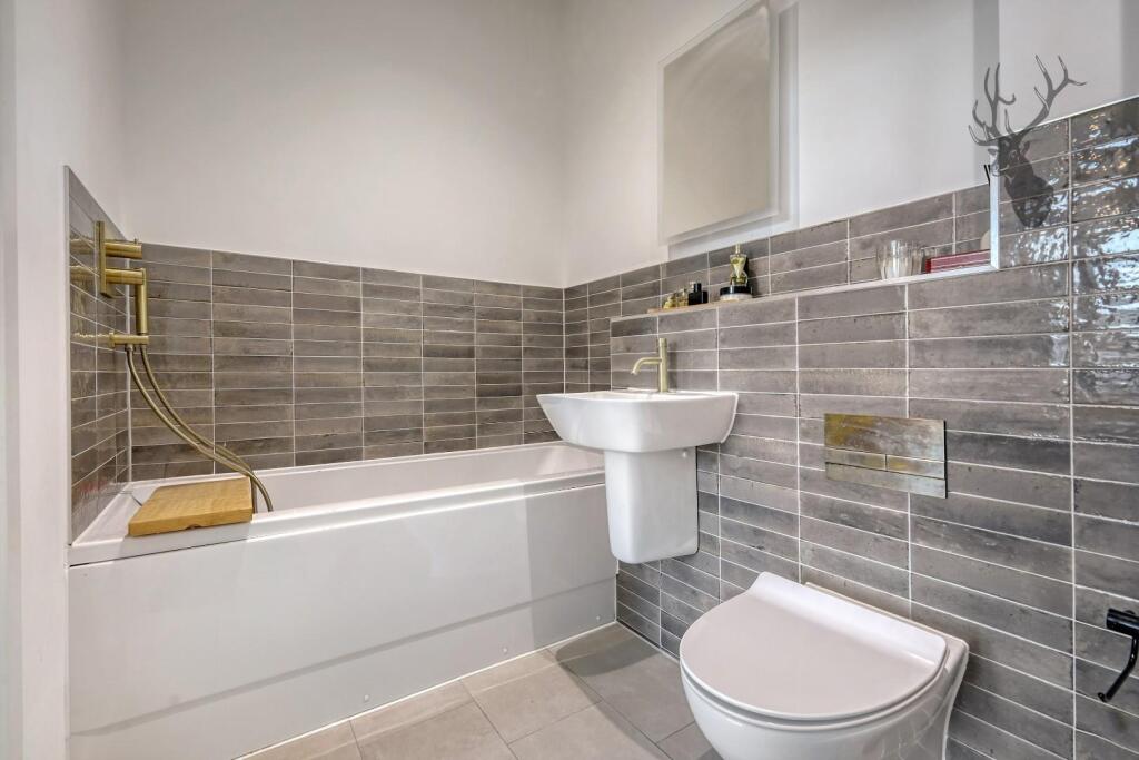 Additional property image - Eagle Way, Great Warley