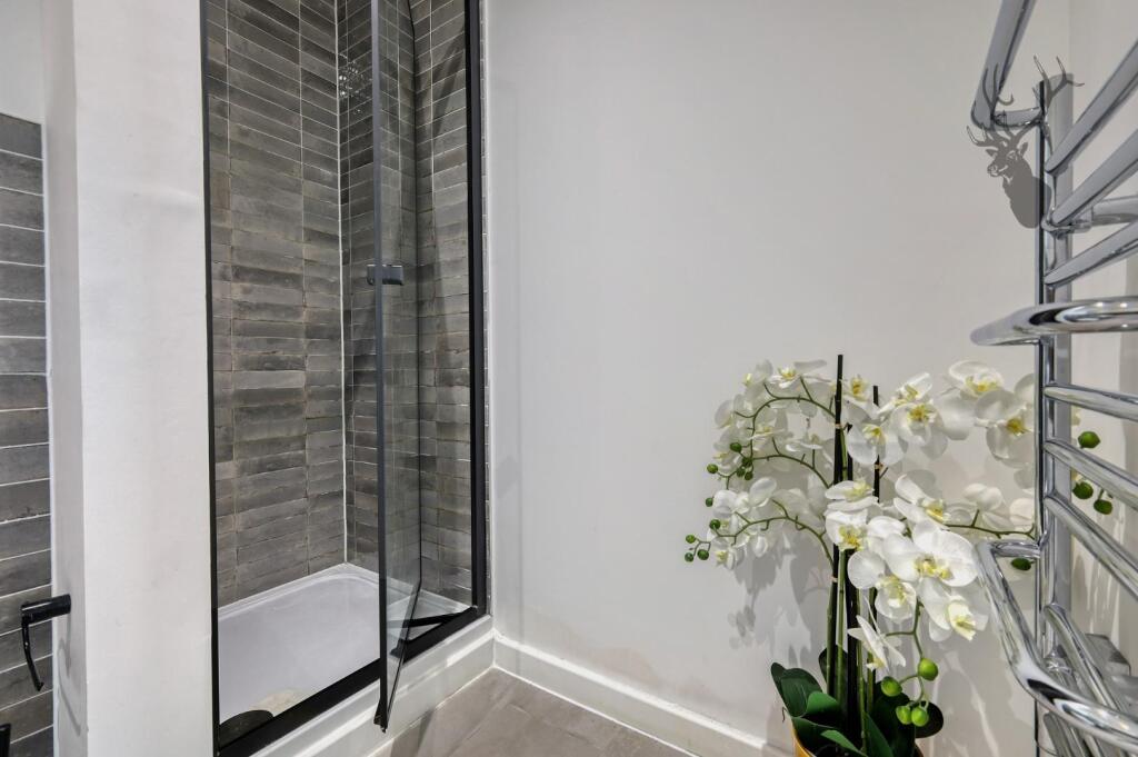Additional property image - Eagle Way, Great Warley