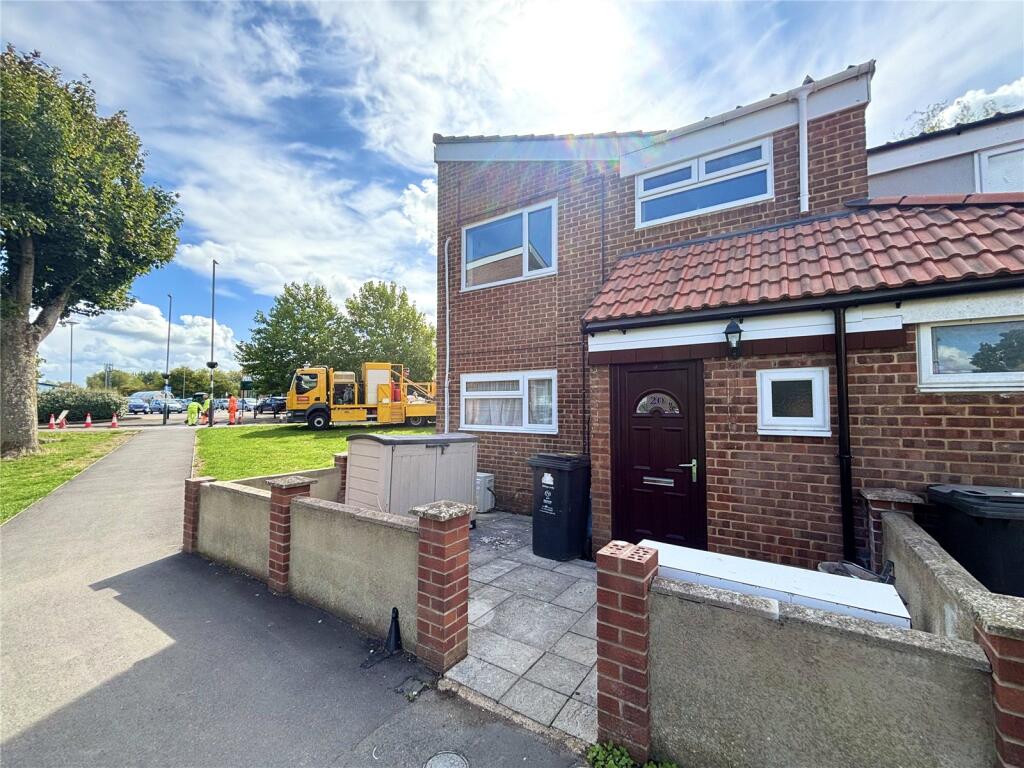 Main image of property: Stubsmead, Swindon, SN3