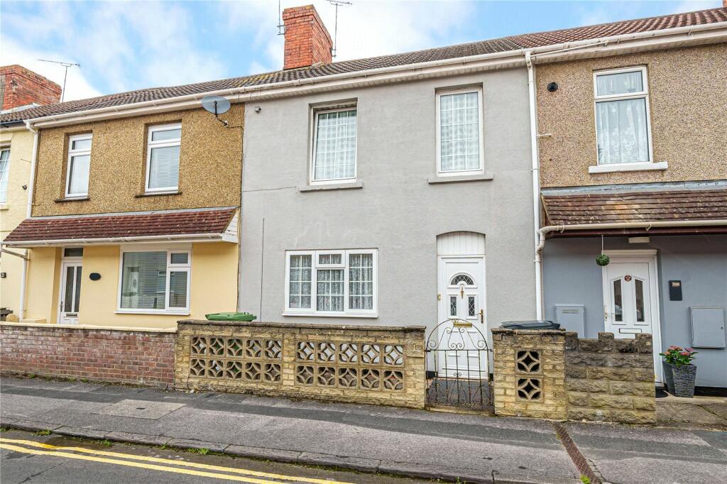 2 bedroom terraced house for rent in Edinburgh Street, Gorse Hill, Swindon, Wiltshire, SN2