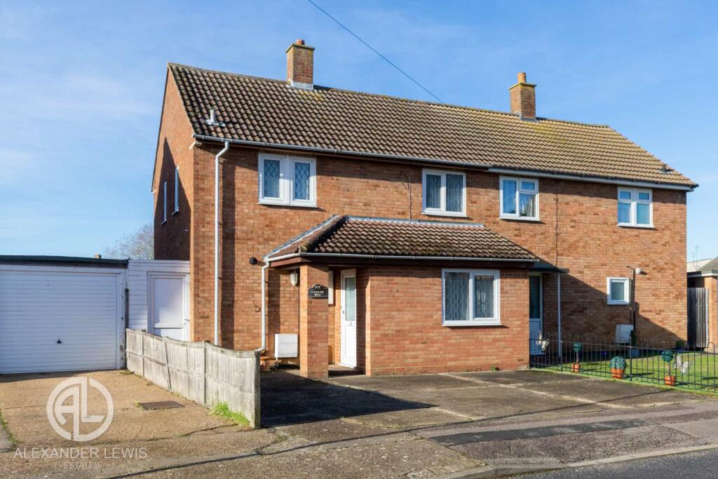 3 bedroom semidetached house for sale in Caslon Way, Letchworth Garden