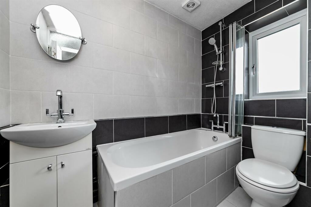 Additional property image - Wyedale, London Colney, St. Albans