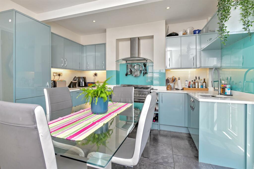 Additional property image - Queen Street, St. Albans