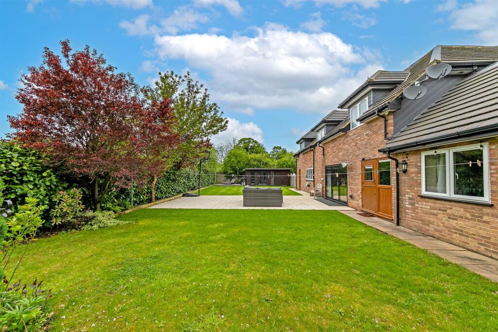 Additional property image - Gaddesden Lane, Redbourn, St. Albans